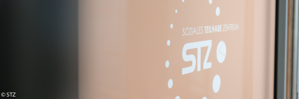 Logo "Soziales Teilhabe Zentrum STZ"